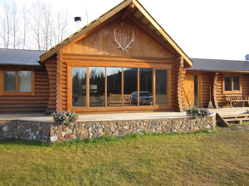 فورت نيلسون Folding Mountain B & B الغرفة الصورة