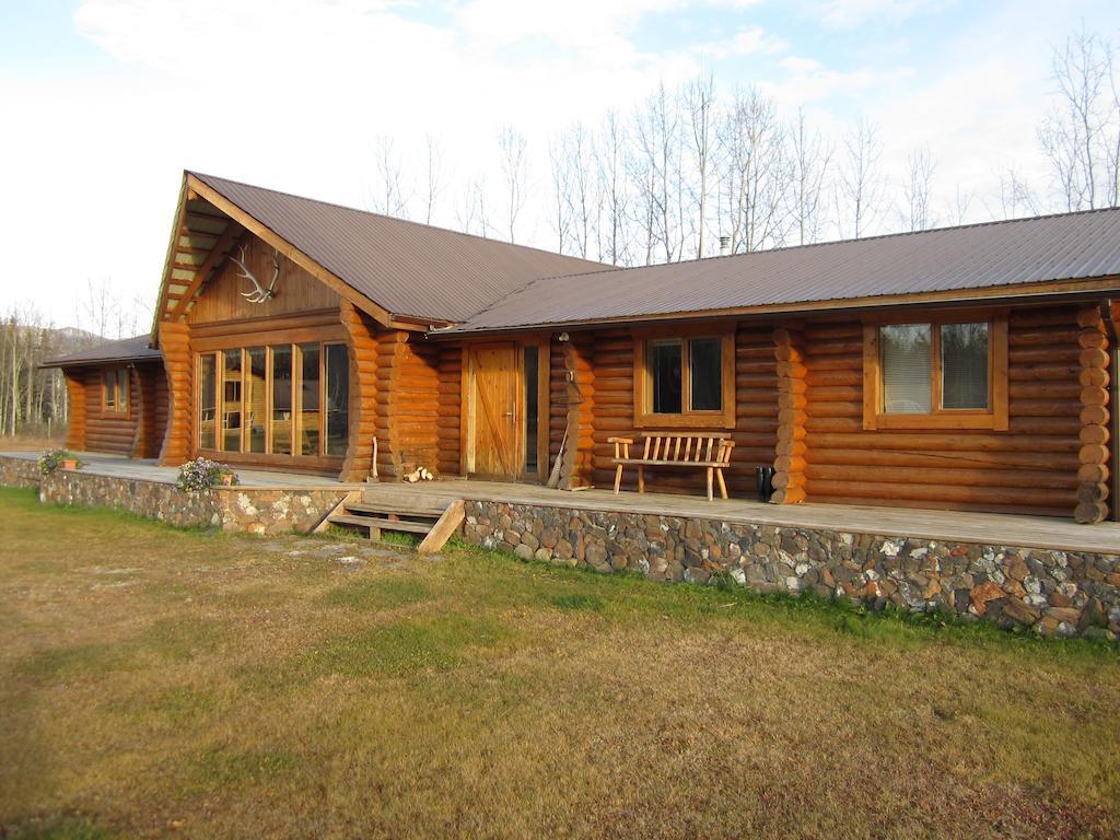 فورت نيلسون Folding Mountain B & B الغرفة الصورة