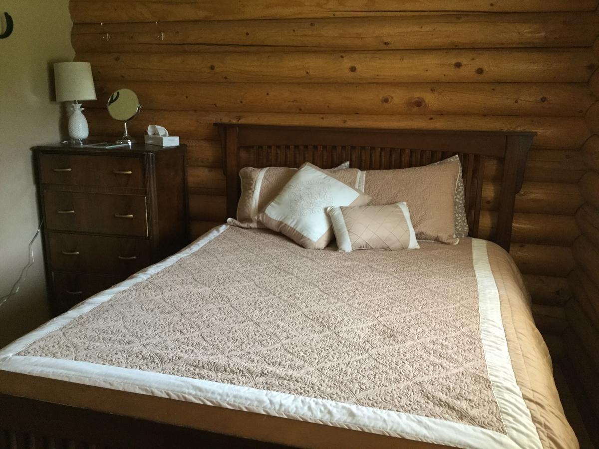فورت نيلسون Folding Mountain B & B المظهر الخارجي الصورة